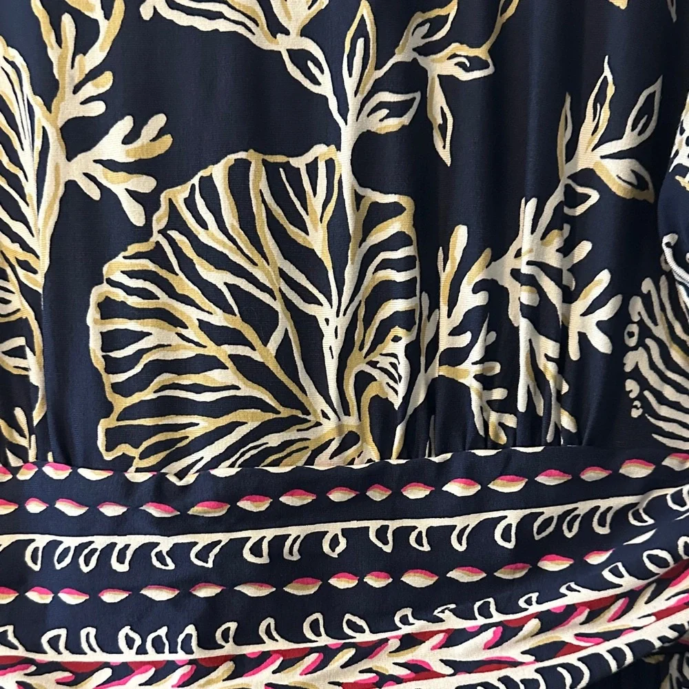 Elegant Navy and White Floral maxi dress. - Picture 2 of 4
